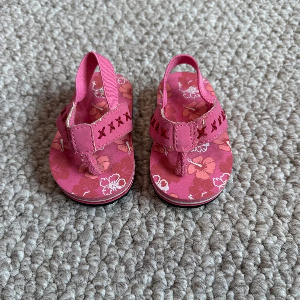 Baby Girls Pink Hibiscus Floral Flip Flop Sandals with Elastic Back Strap Size 2
